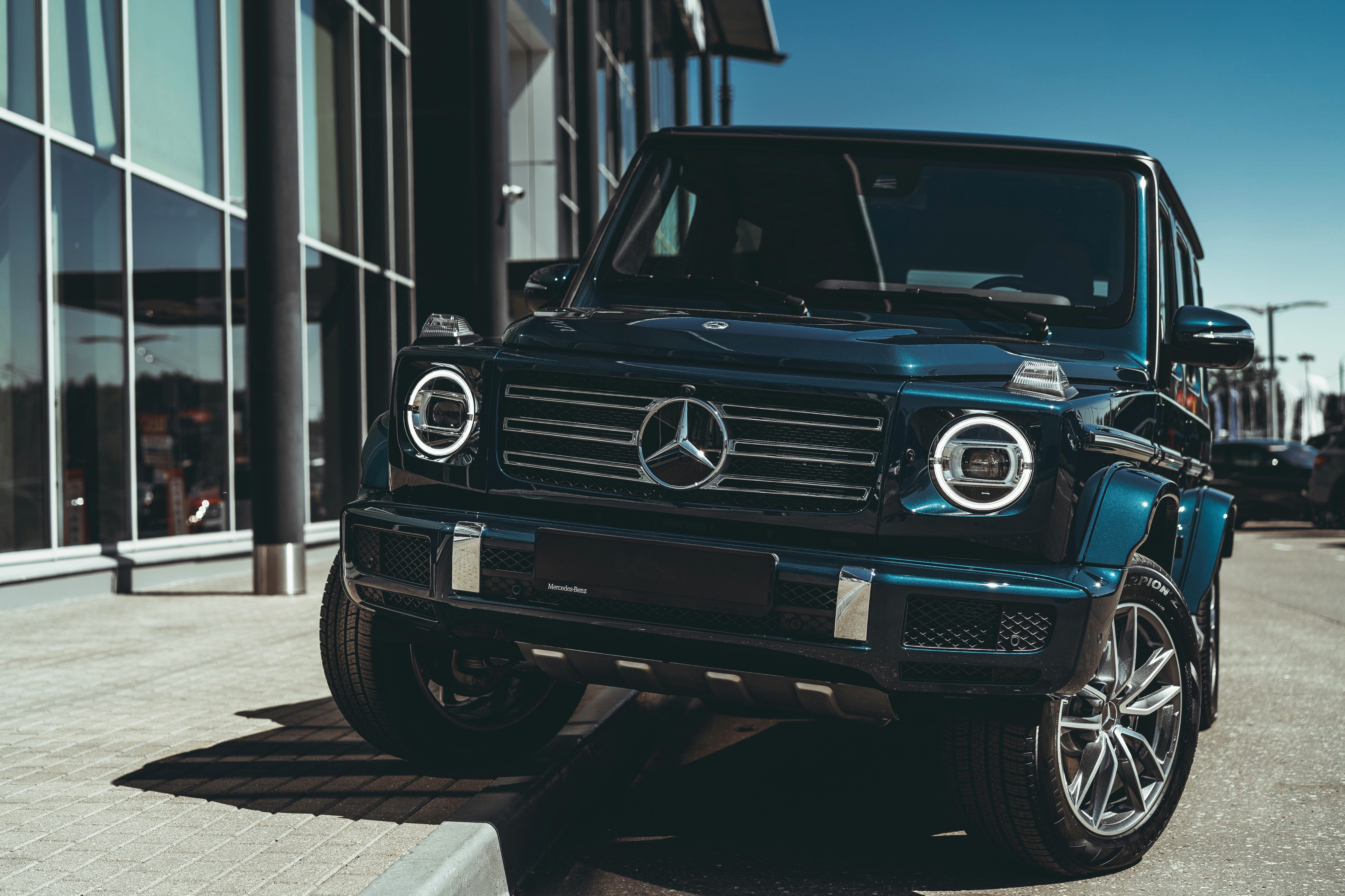 Mercedes-Benz G-Class 全面解析：價格、性能、改裝與二手行情一次看懂