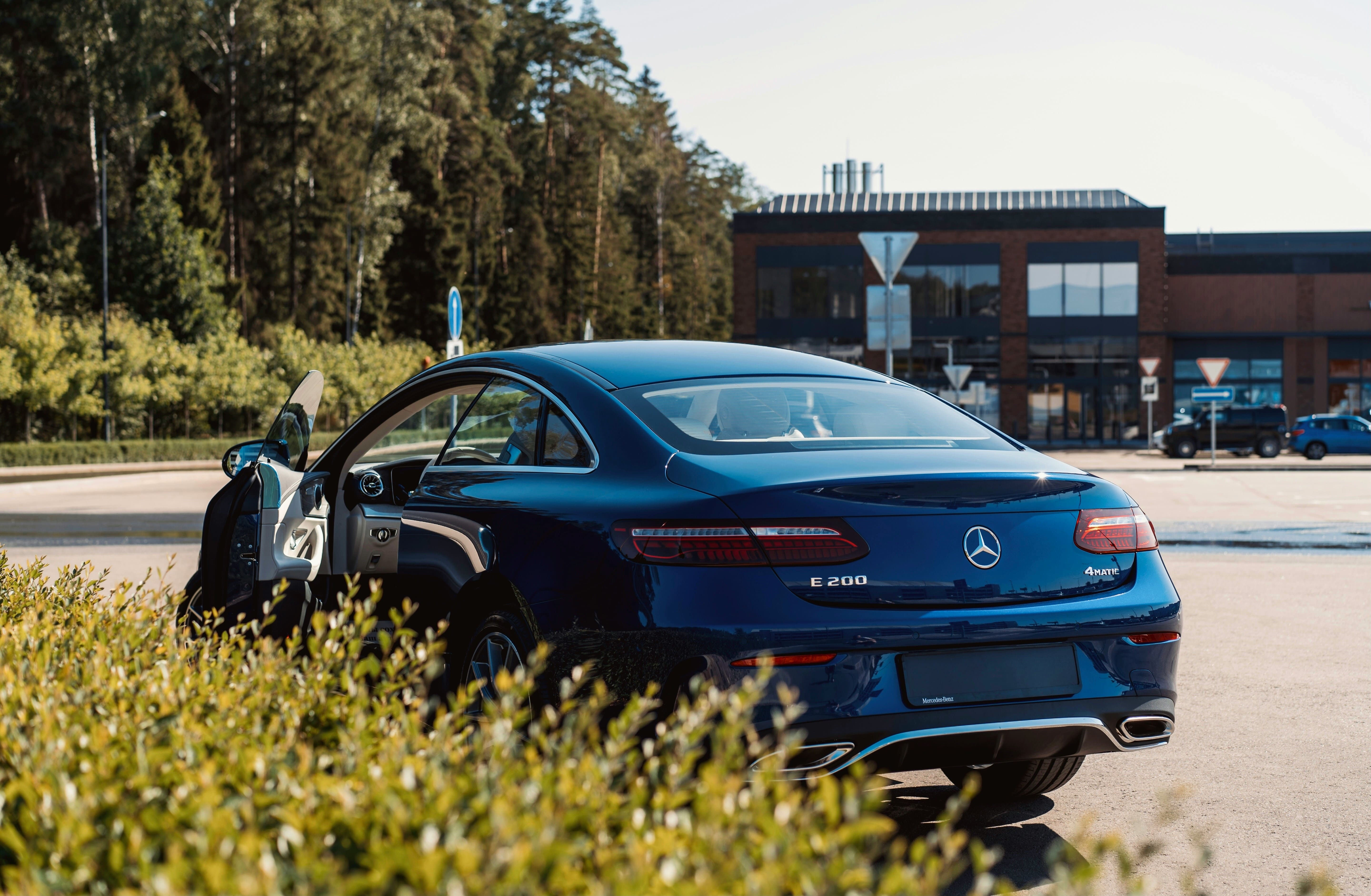 Mercedes-Benz E200 通病與養護解析：妥善率、災情與二手車評價全揭露